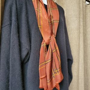 Scarf: vintage Anne Klein
